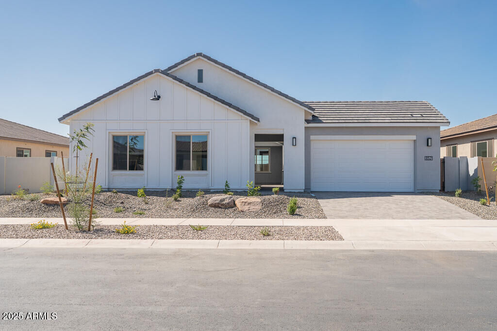 Property Photo:  852 W Golden Ore Pass  AZ 85120 