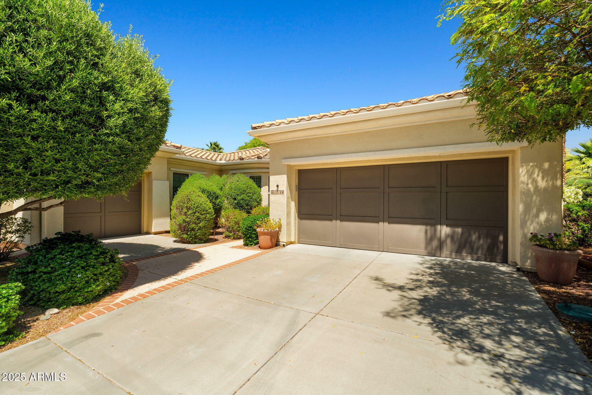 Property Photo: 13134 W Los Bancos Court AZ 85375