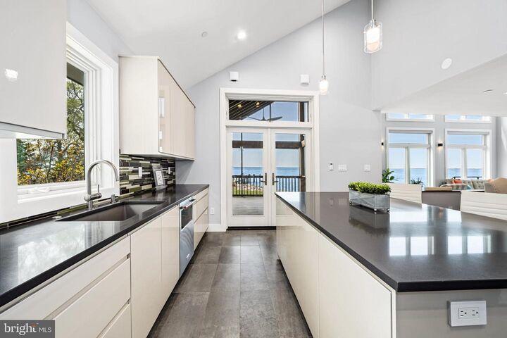 Property Photo: 102 Chesapeake Bay Drive MD 21666