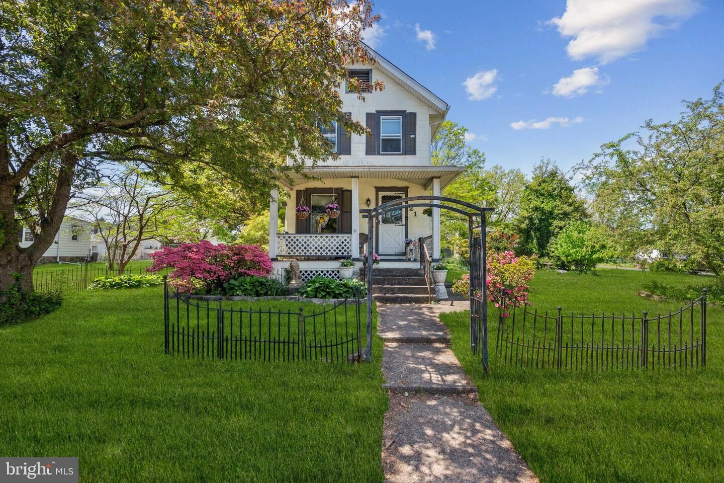 Property Photo:  21 Devlin Avenue  NJ 08016 