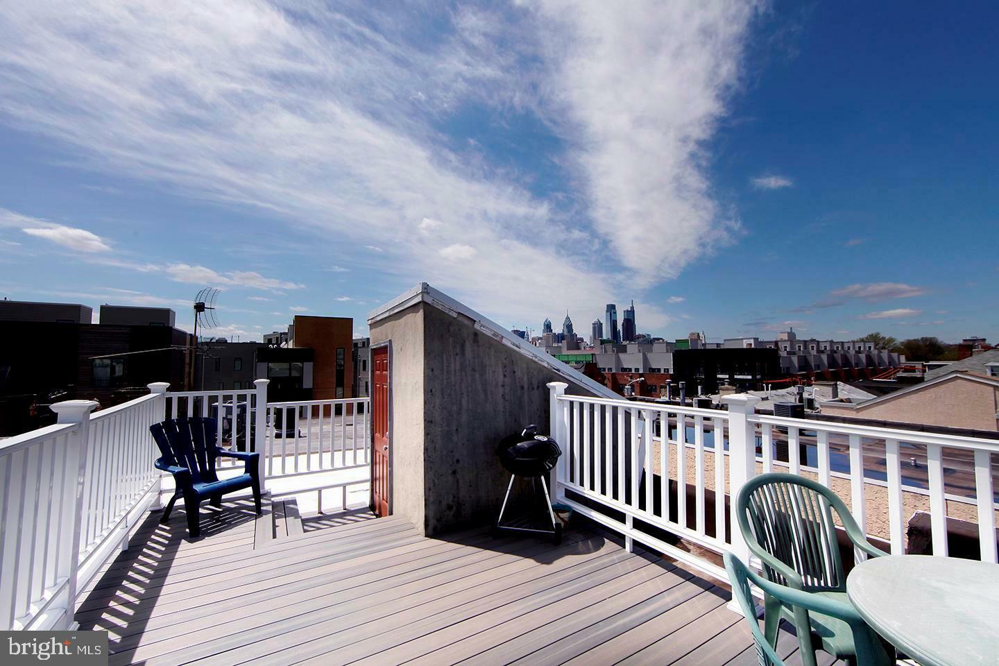 Property Photo: 443 Fairmount Avenue D PA 19123