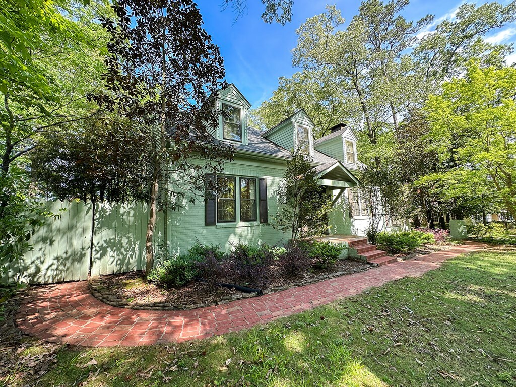 Property Photo: 705 Greenwood Drive GA 30720