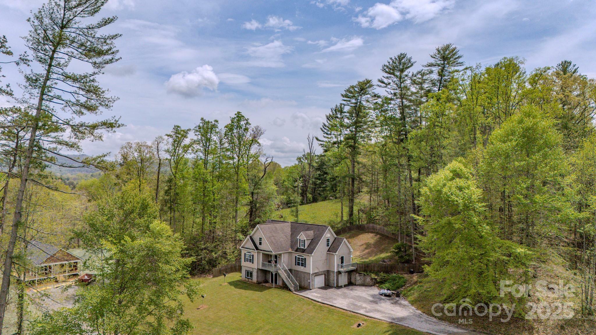 Property Photo: 27 Garland Ball Drive NC 28701