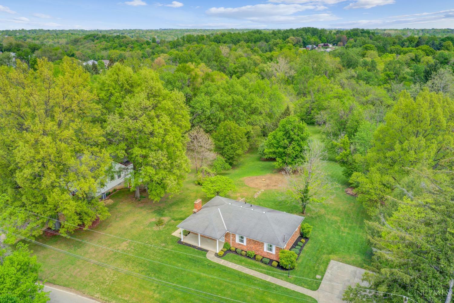 Property Photo: 852 Martini Road OH 45233