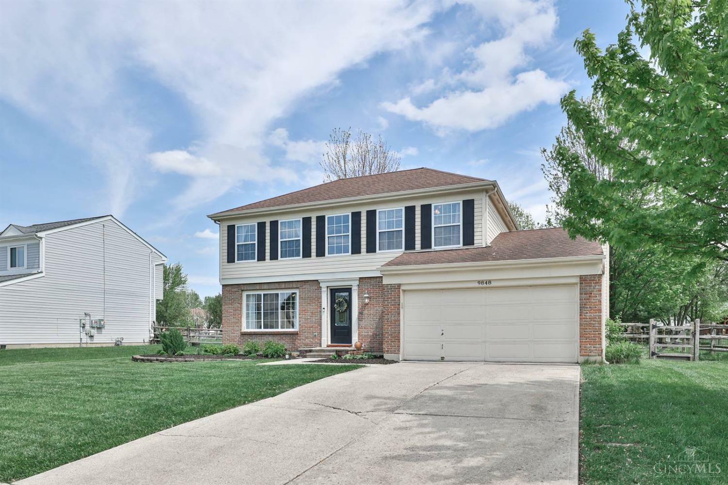 Property Photo: 9848 Cedar Knoll Drive OH 45040