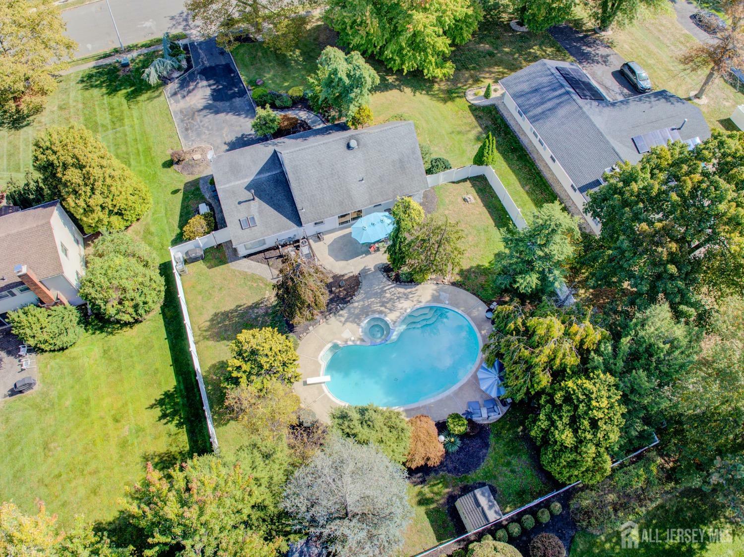 67 Maxwell Lane  Manalapan NJ 07726 photo
