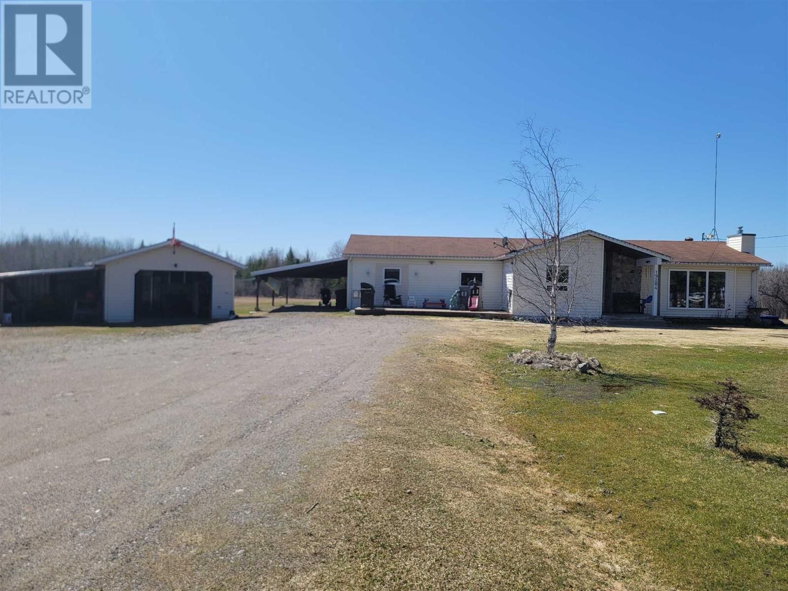 Property Photo: 19284 Hwy 613 N ON P0W 1C0