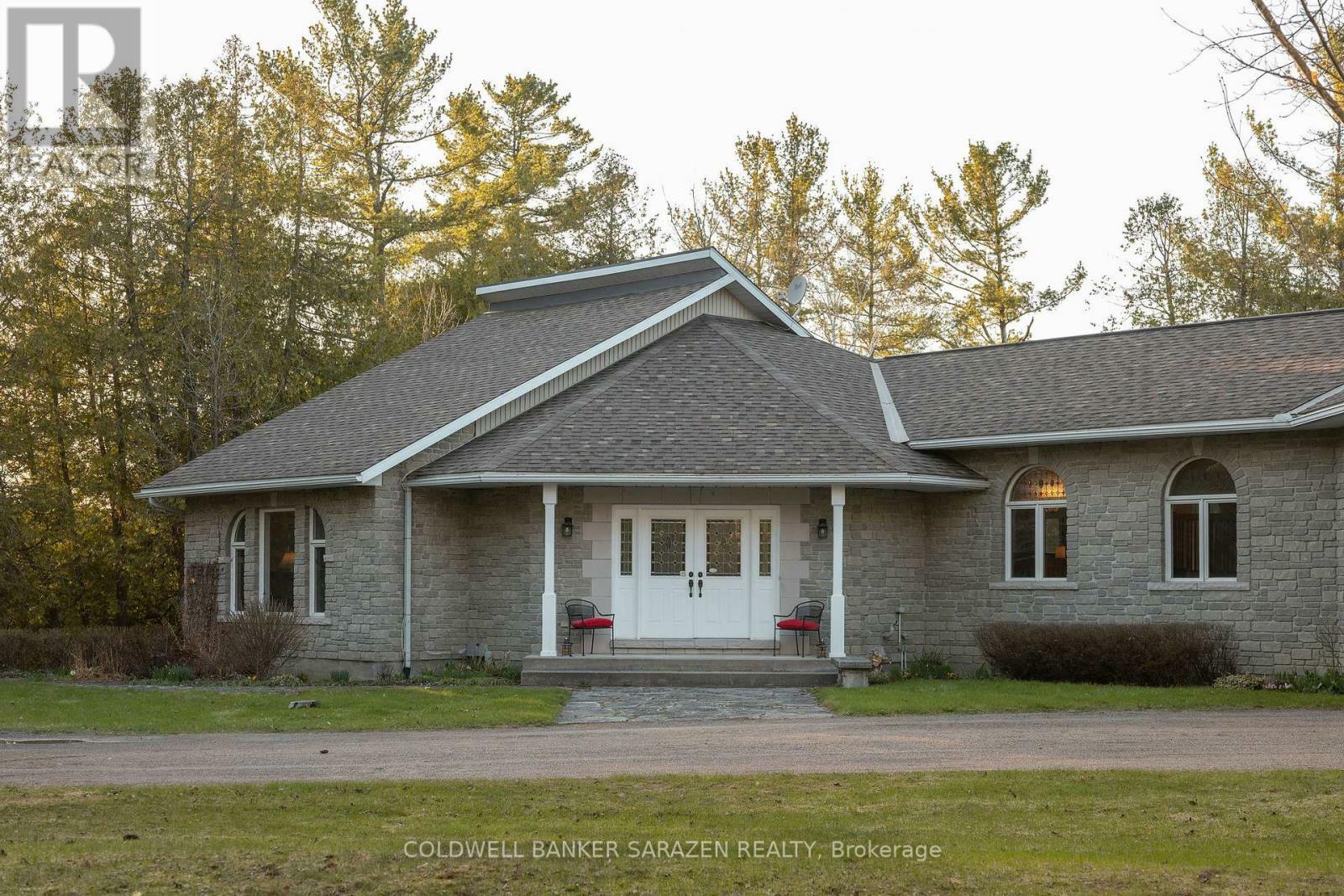 Property Photo: 220 River Road ON K7S 1R4