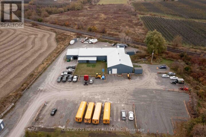 Photo de la propriété:  1701 Darlington Park Road C  ON L1E 2P7 