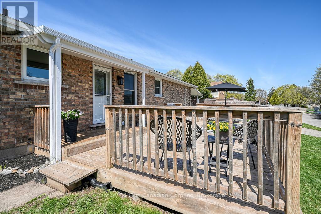 Photo de la propriété: 1013 Nellis Street ON N4S 8N2