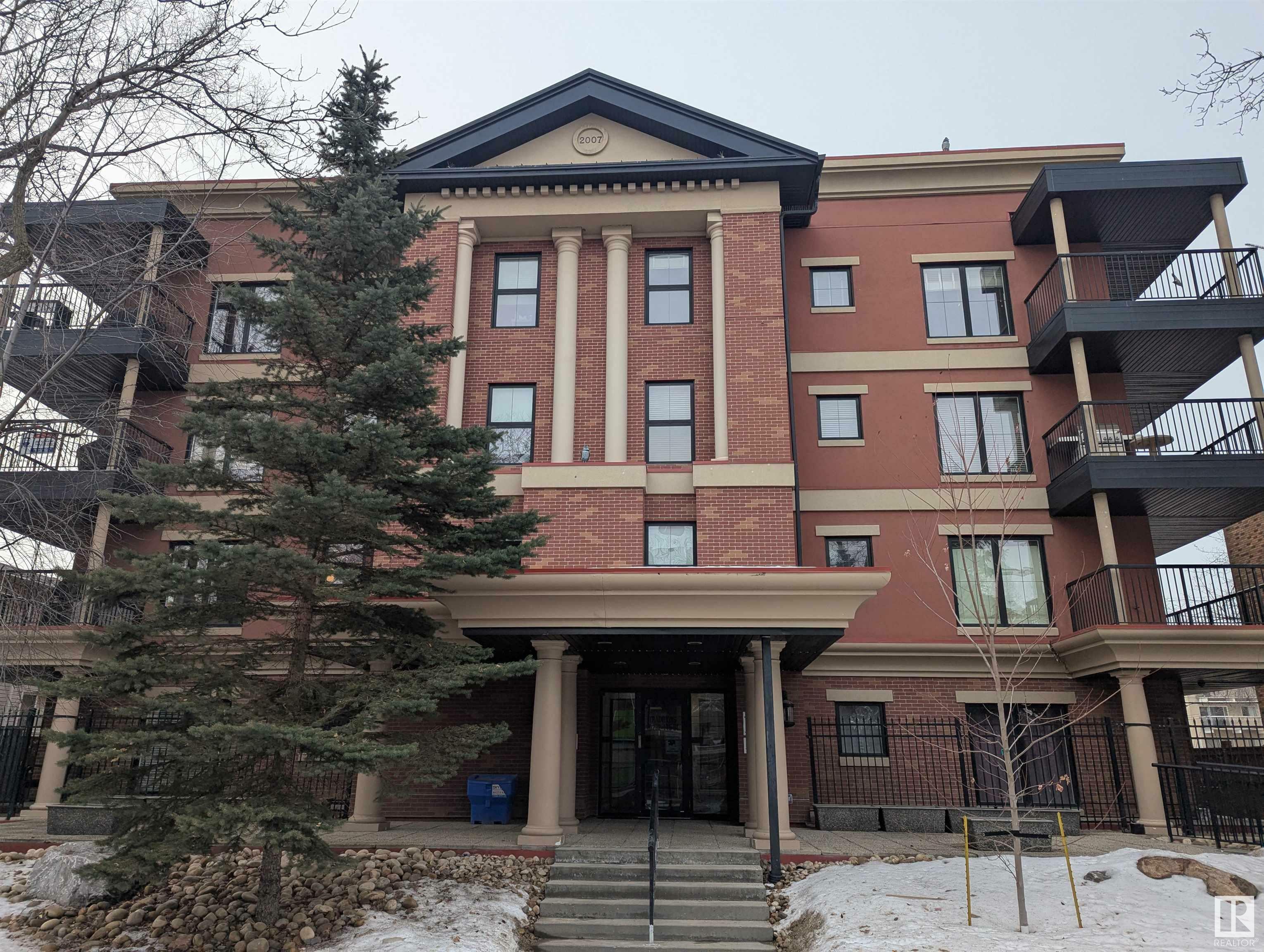 10232 115 Street NW 203  Edmonton AB T5K 1T8 photo