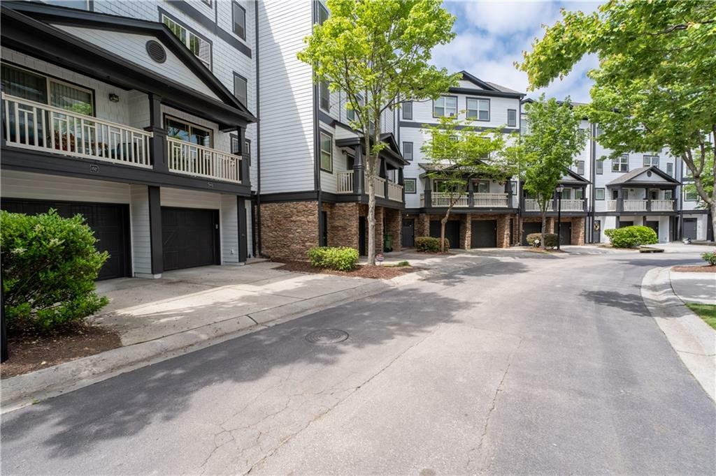Property Photo: 220 Semel Circle 150 GA 30309