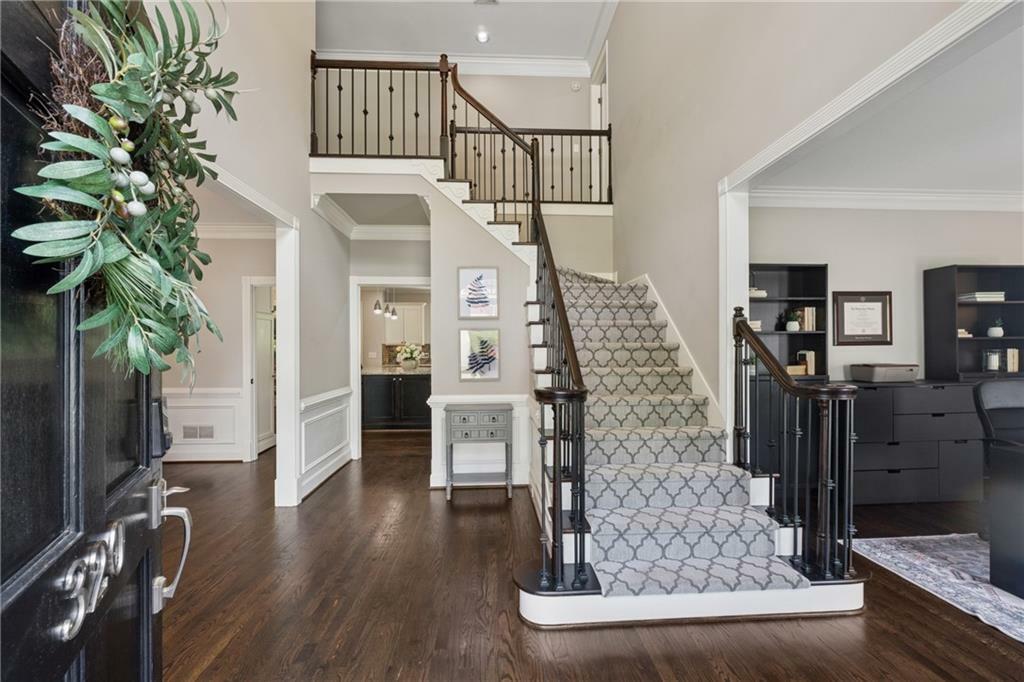 Property Photo: 320 Rossiter Ridge GA 30022
