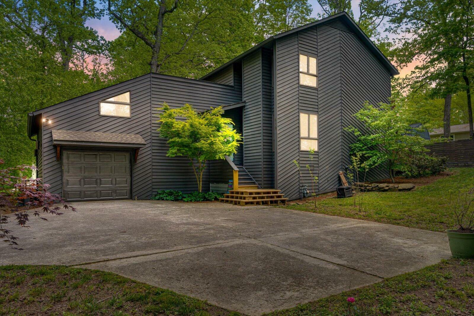 Property Photo: 612 Carolina Avenue TN 37377