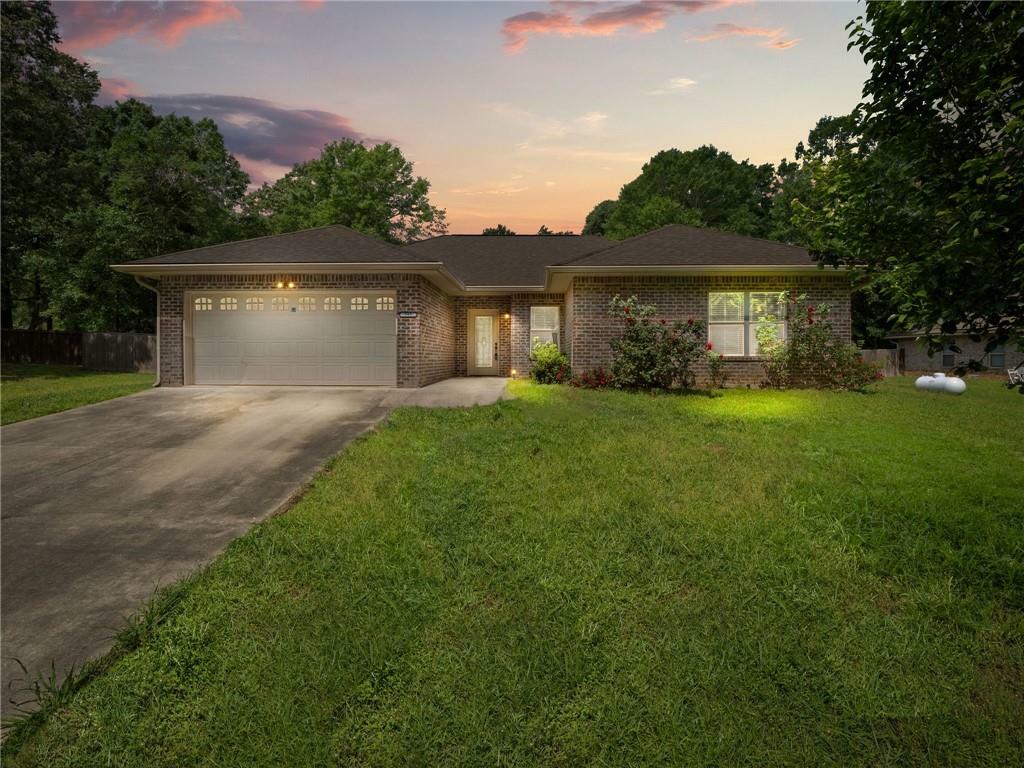 Property Photo: 595 Lewis Perkins Road LA 71446