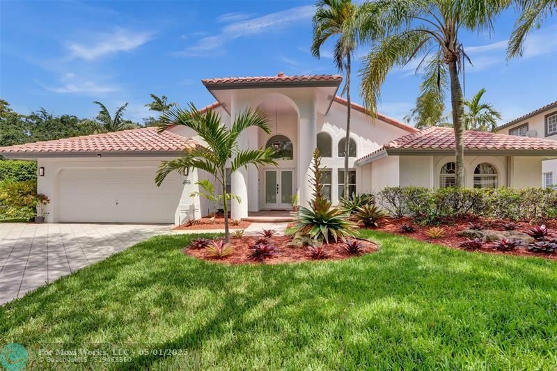 Property Photo: 11305 Knot Way FL 33026