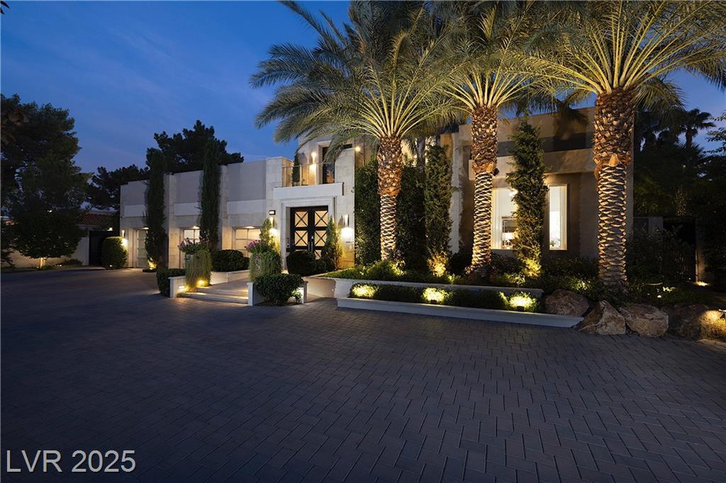 Property Photo: 2323 Pinto Lane NV 89107