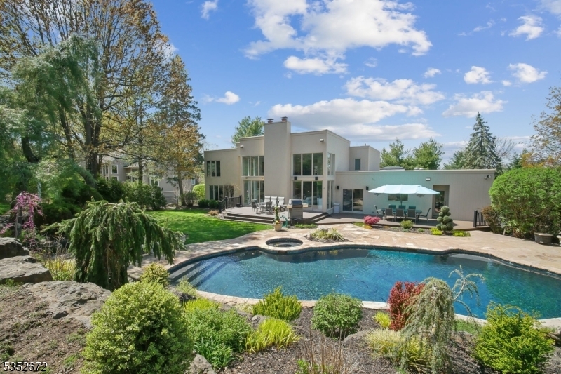 Property Photo: 6 Heather Ln NJ 07039