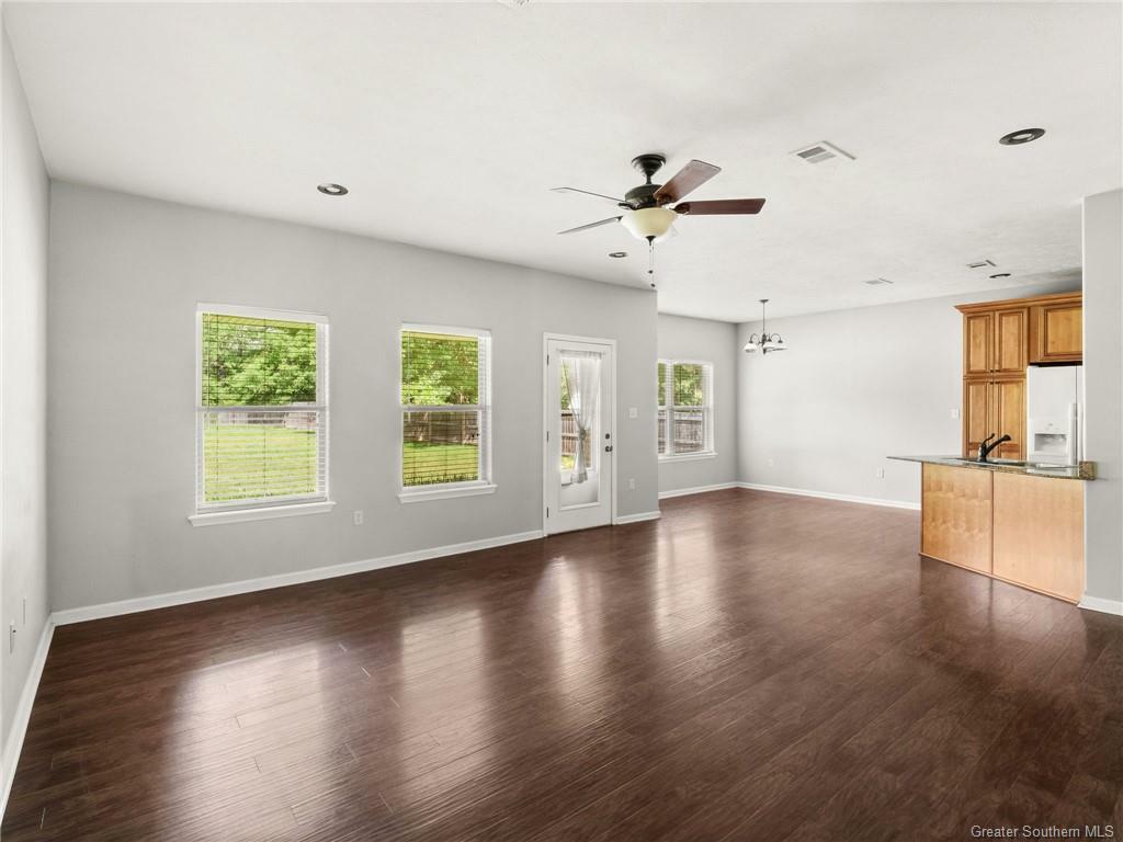 Property Photo:  595 Lewis Perkins Road  LA 71446 