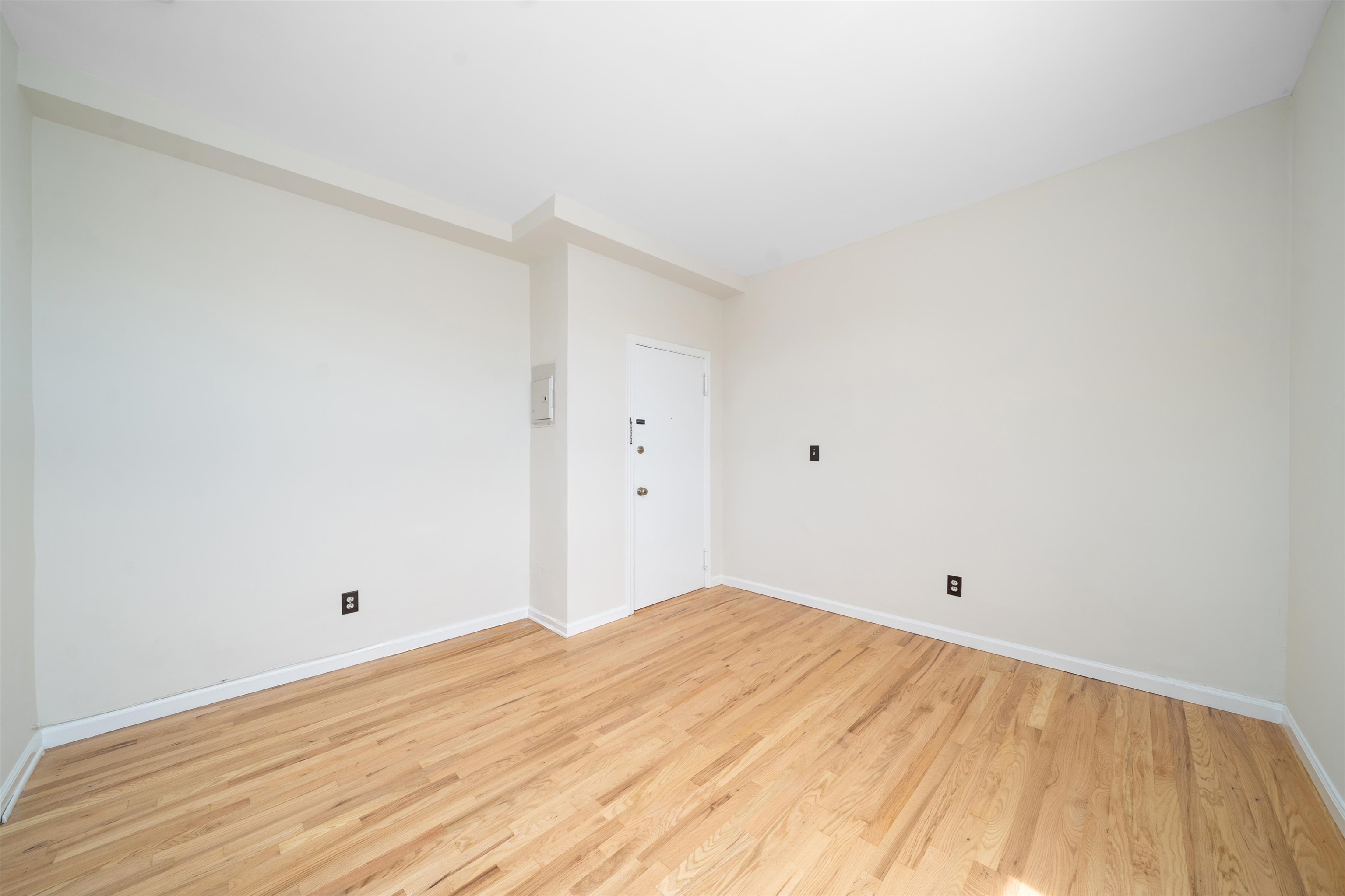 Property Photo: 423 Jefferson St 8 NJ 07030