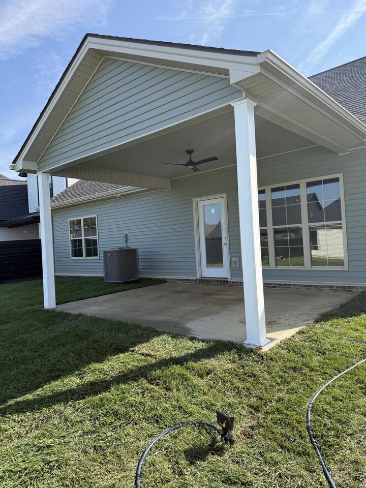 Property Photo:  1105 Squirrel Nest Lane  KY 40509 