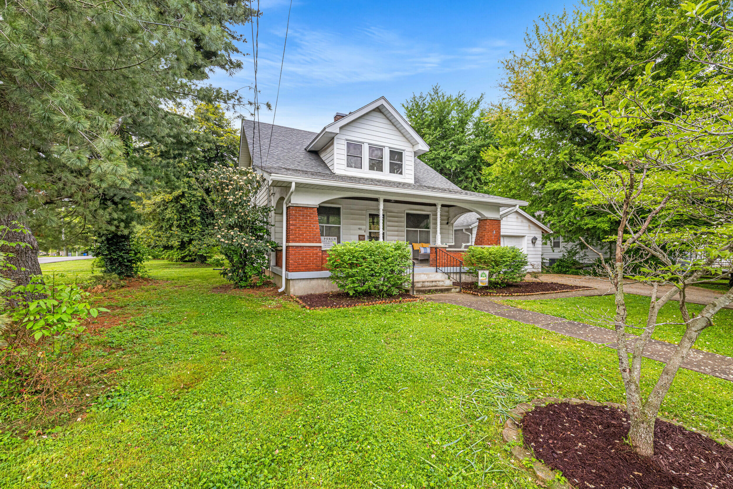 Property Photo: 123 Baughman Avenue KY 40422