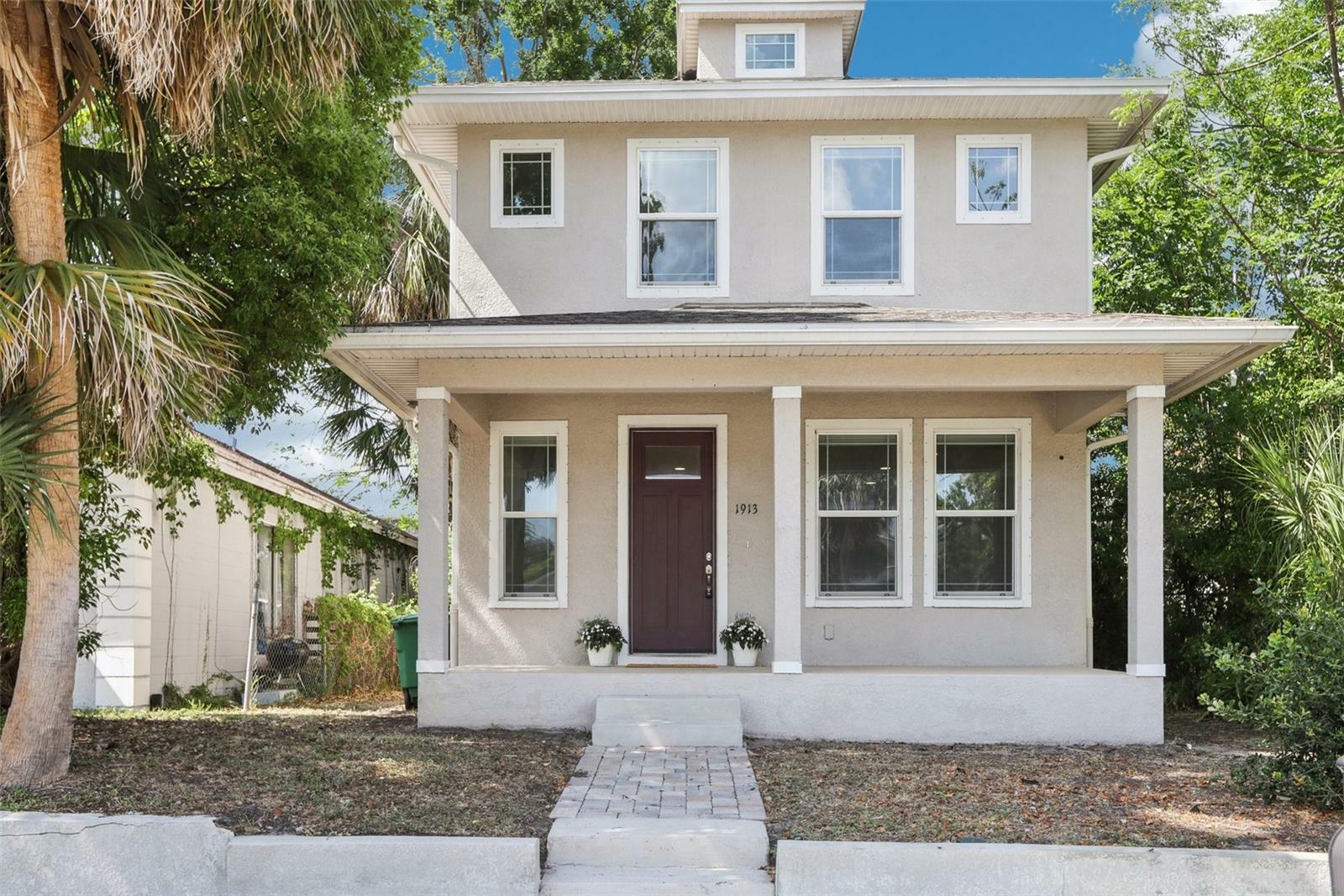 Property Photo: 1913 W Pine Street FL 33607