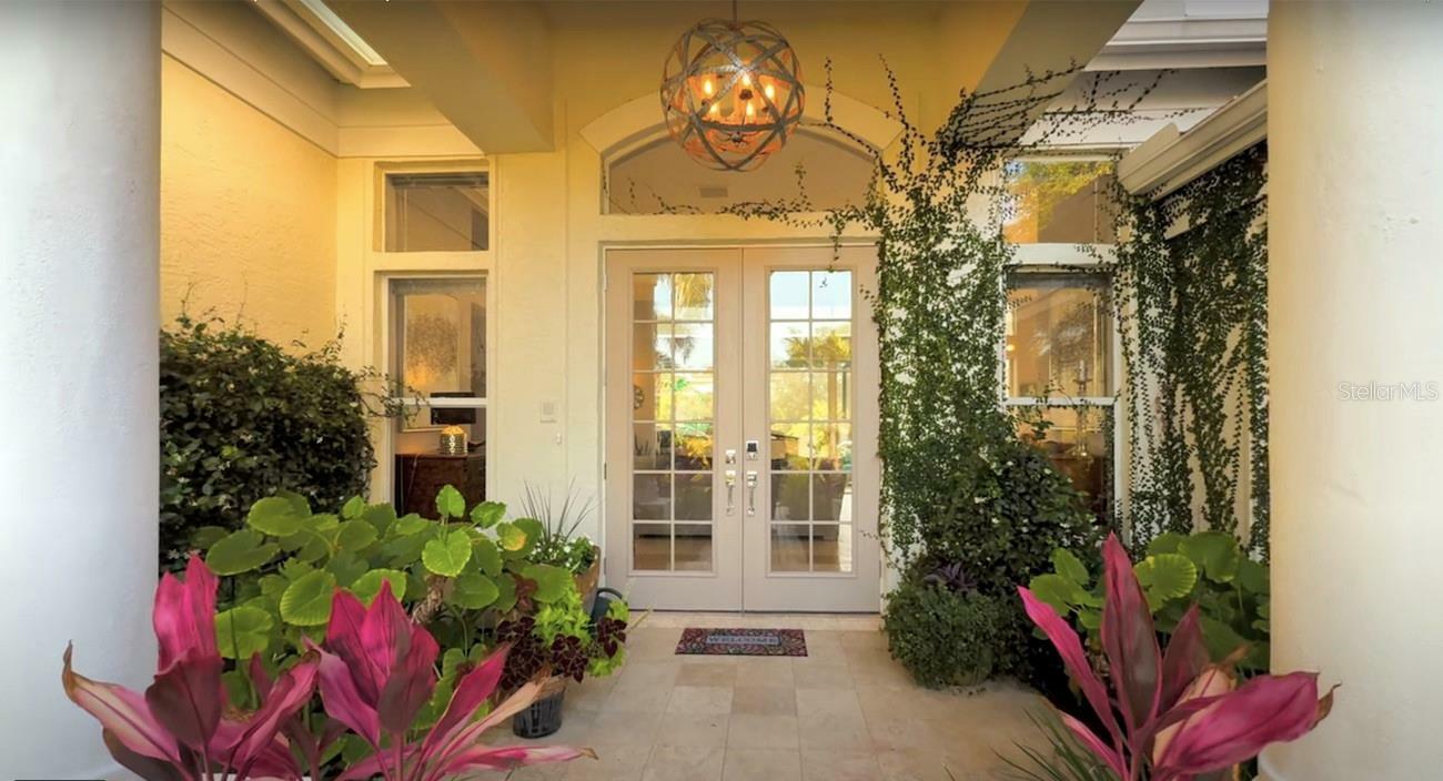 Property Photo: 8687 Woodbriar Drive FL 34238