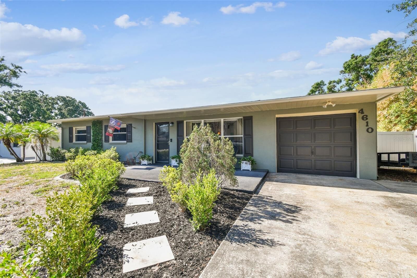 Property Photo:  4610 W McElroy Avenue  FL 33611 