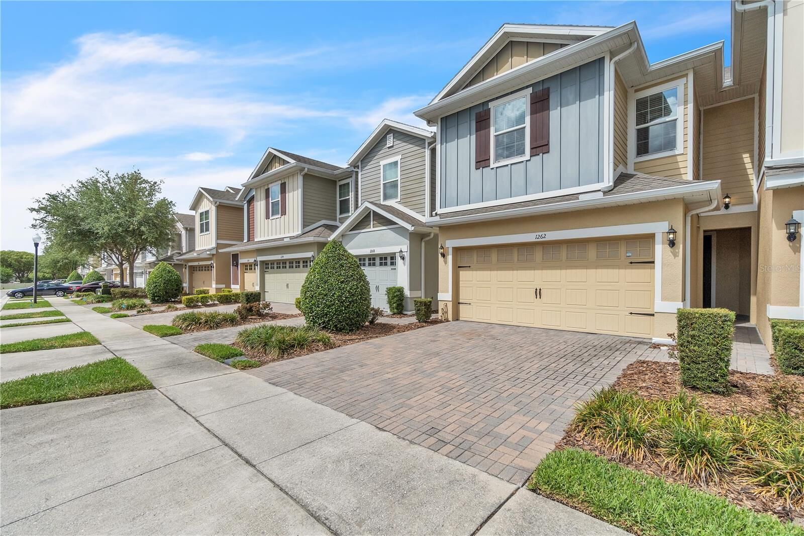 Property Photo: 1262 E 10th Street FL 32703