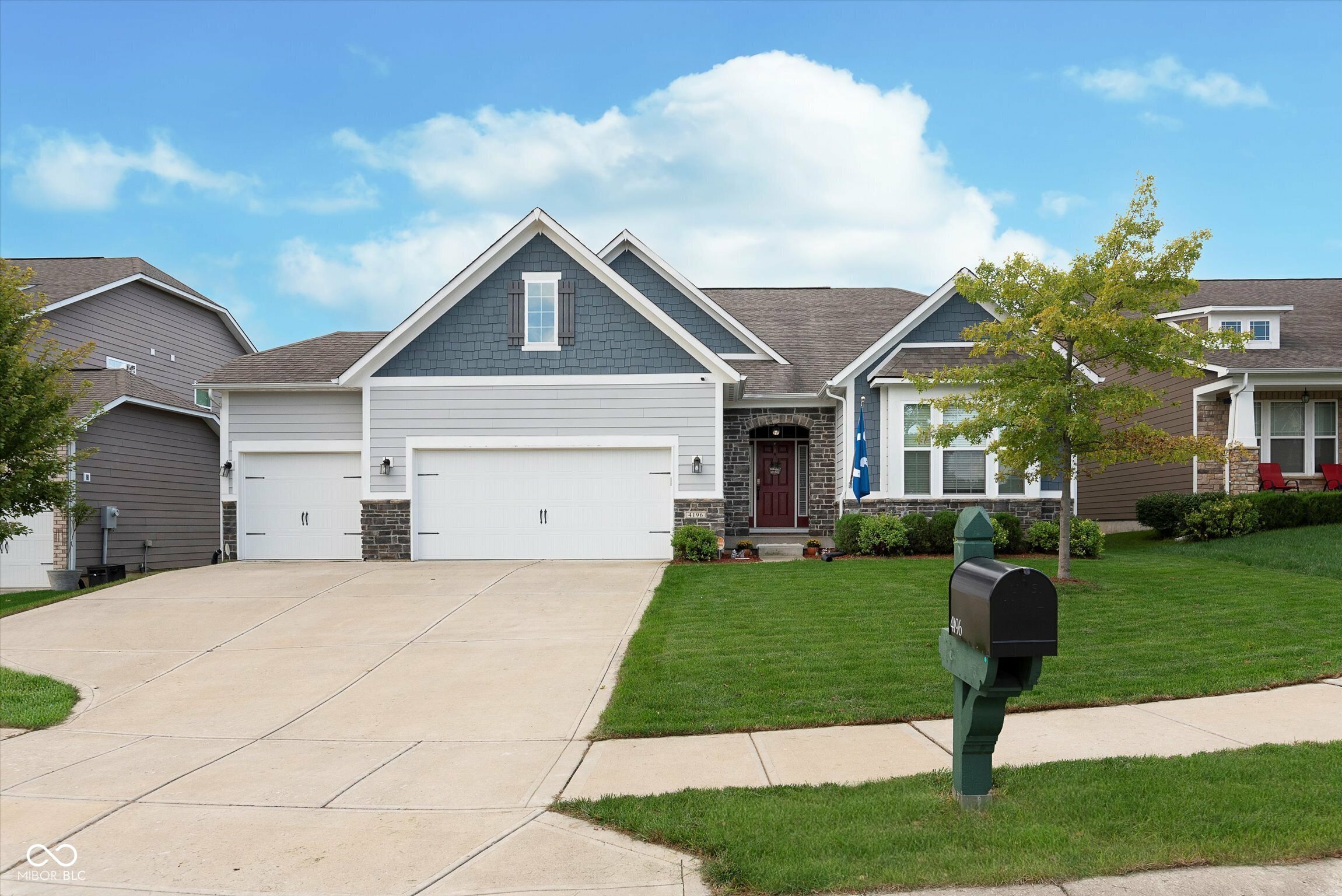 Property Photo: 4196 Parliament Way IN 46123