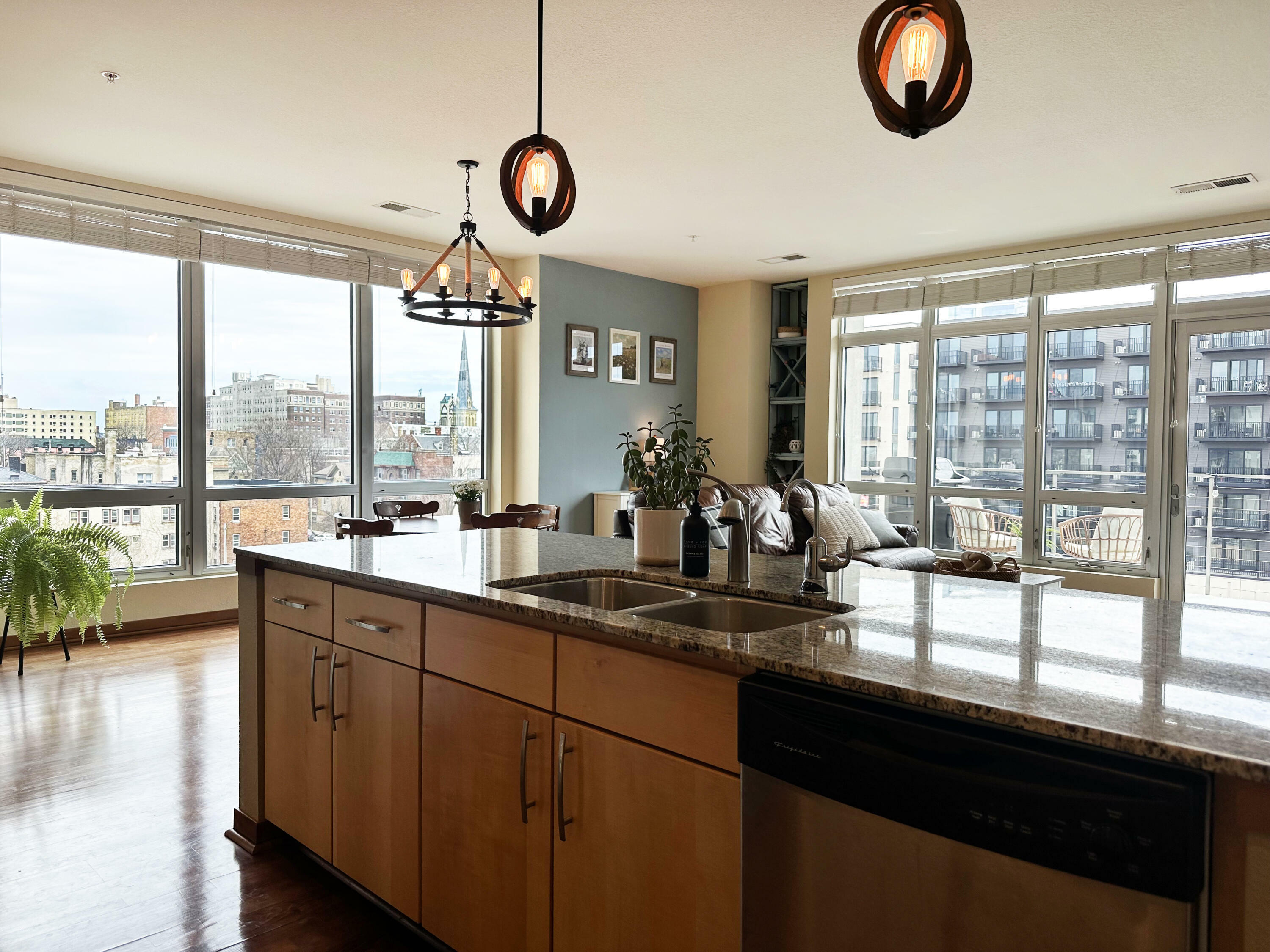 Property Photo: 601 E Ogden Ave 612 WI 53202