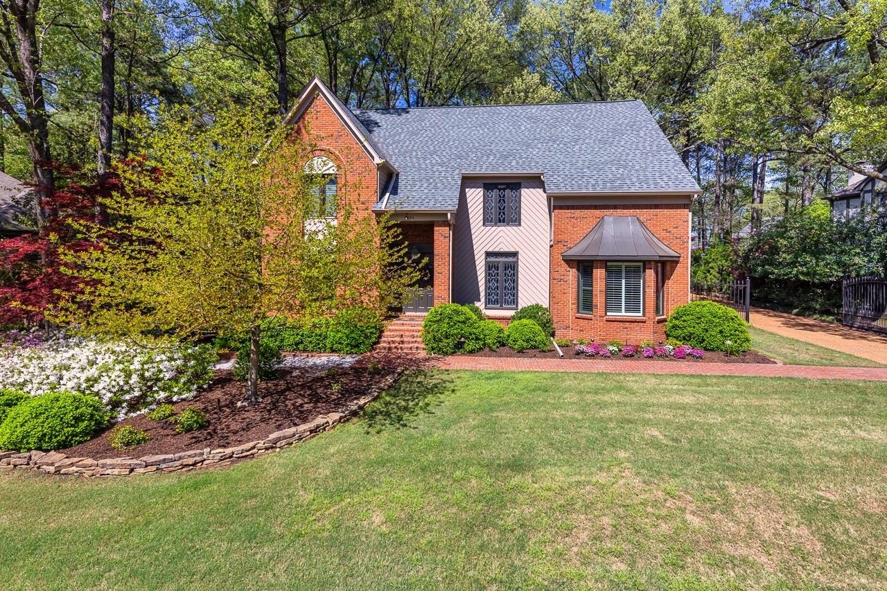 Property Photo: 8494 Woodlane Dr TN 38138