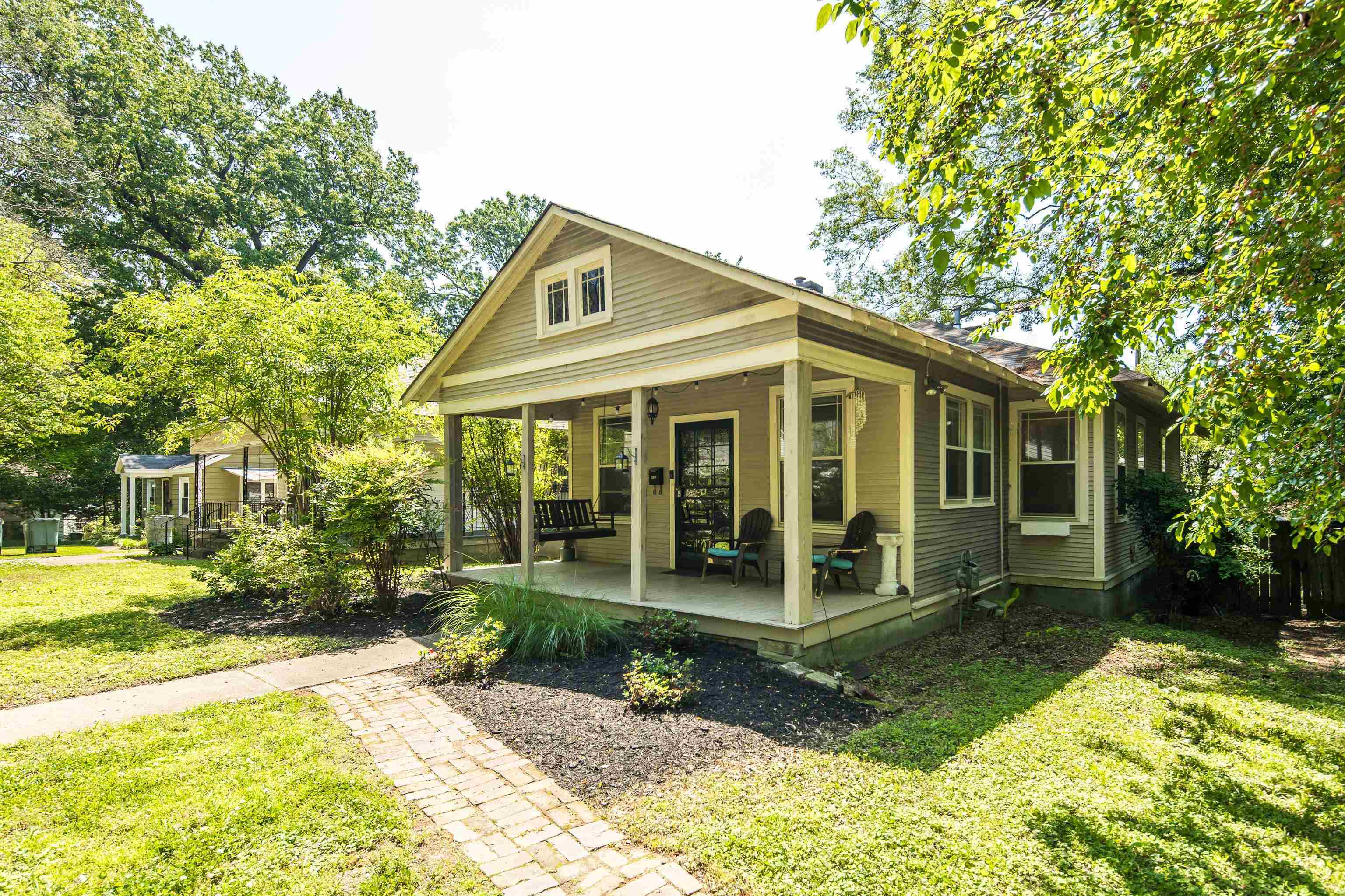 Property Photo: 3687 Carnes Ave TN 38111