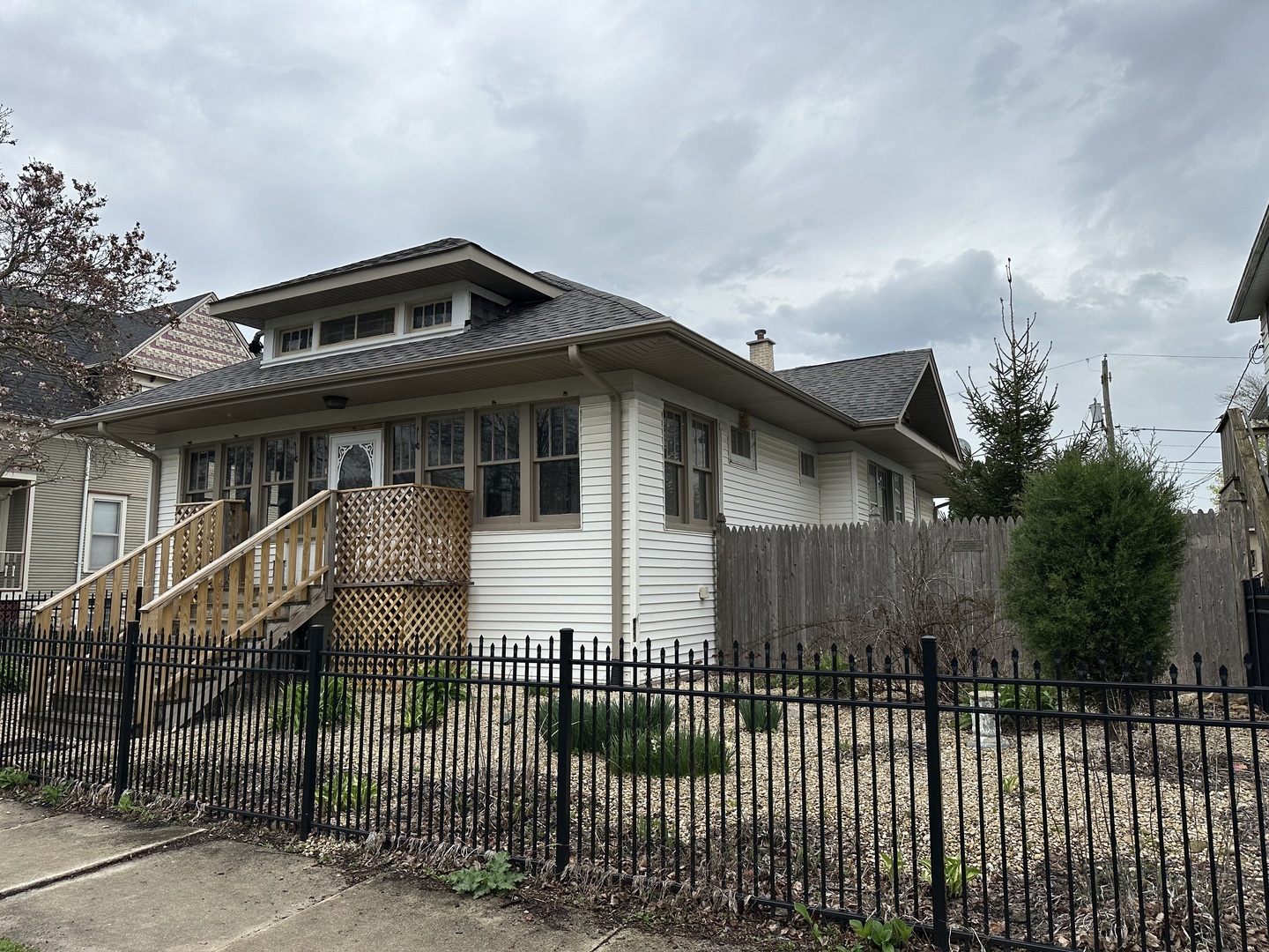 Property Photo:  510 N Raynor Avenue  IL 60435 