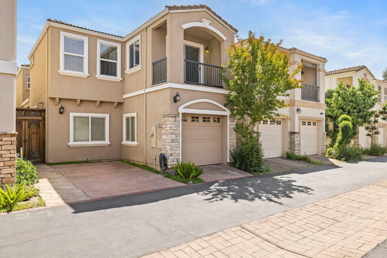 Property Photo: 2738 Via Villaggio CA 95864
