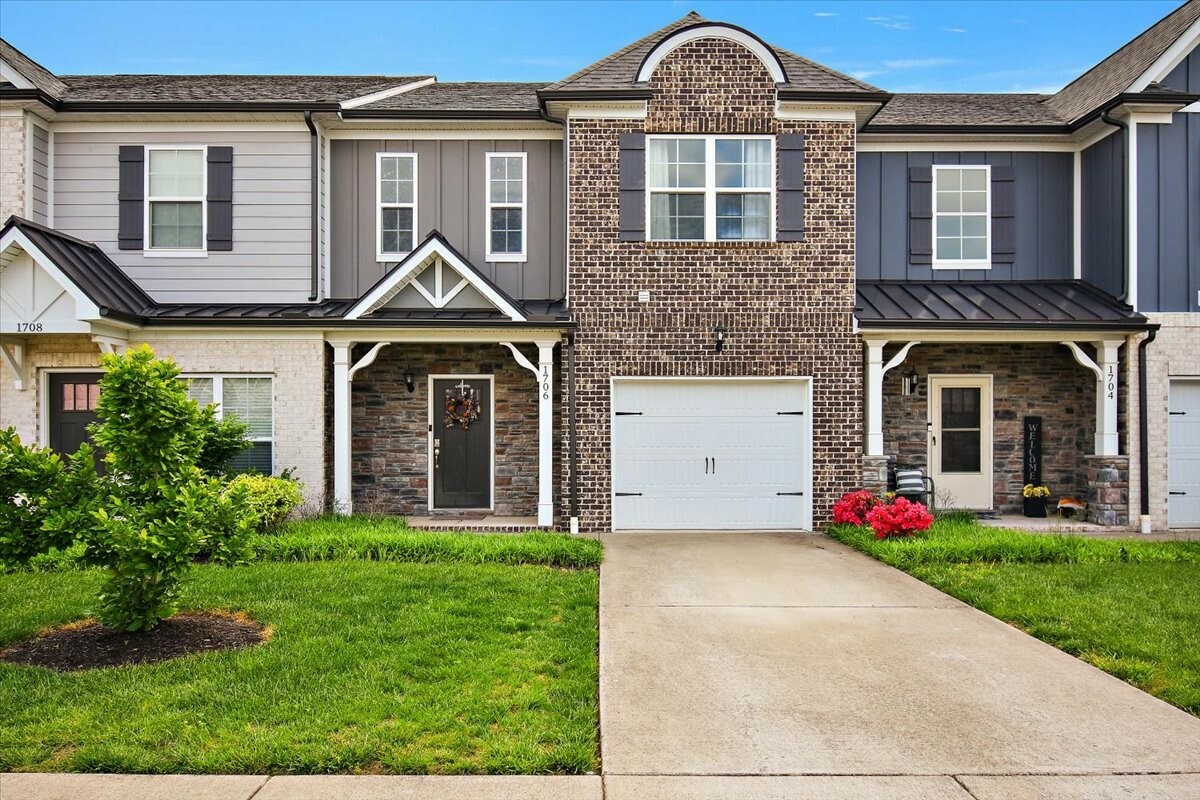 Property Photo: 1706 Lone Jack Ln TN 37129
