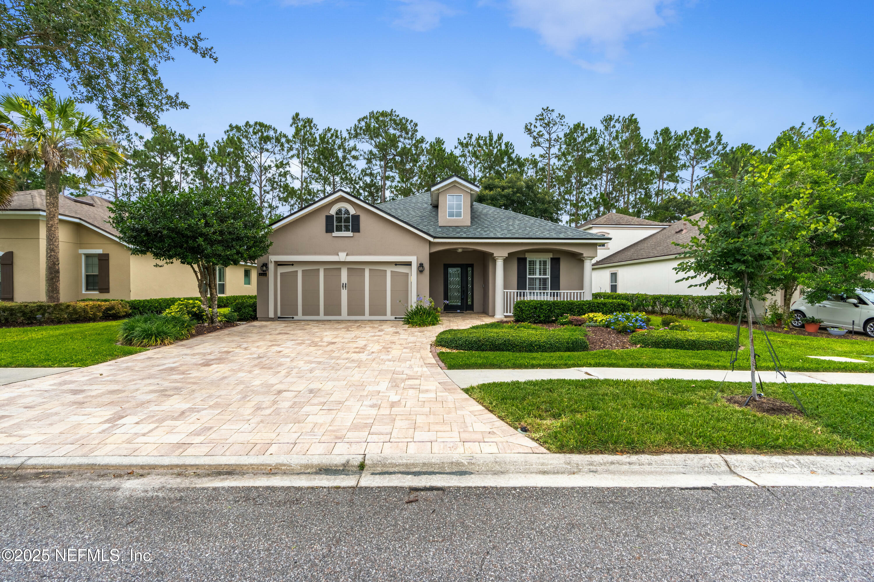 Property Photo: 844 Chanterelle Way FL 32259