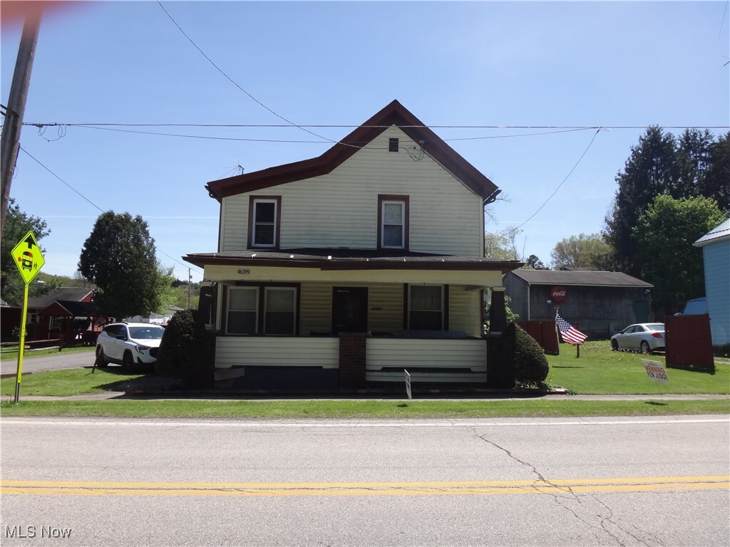Property Photo: 46399 Walnut Street OH 44455