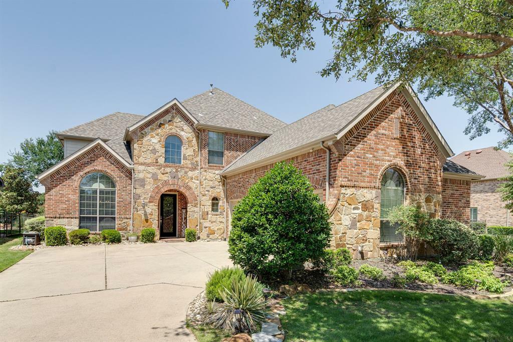 Property Photo: 1941 Meadows Avenue TX 76226