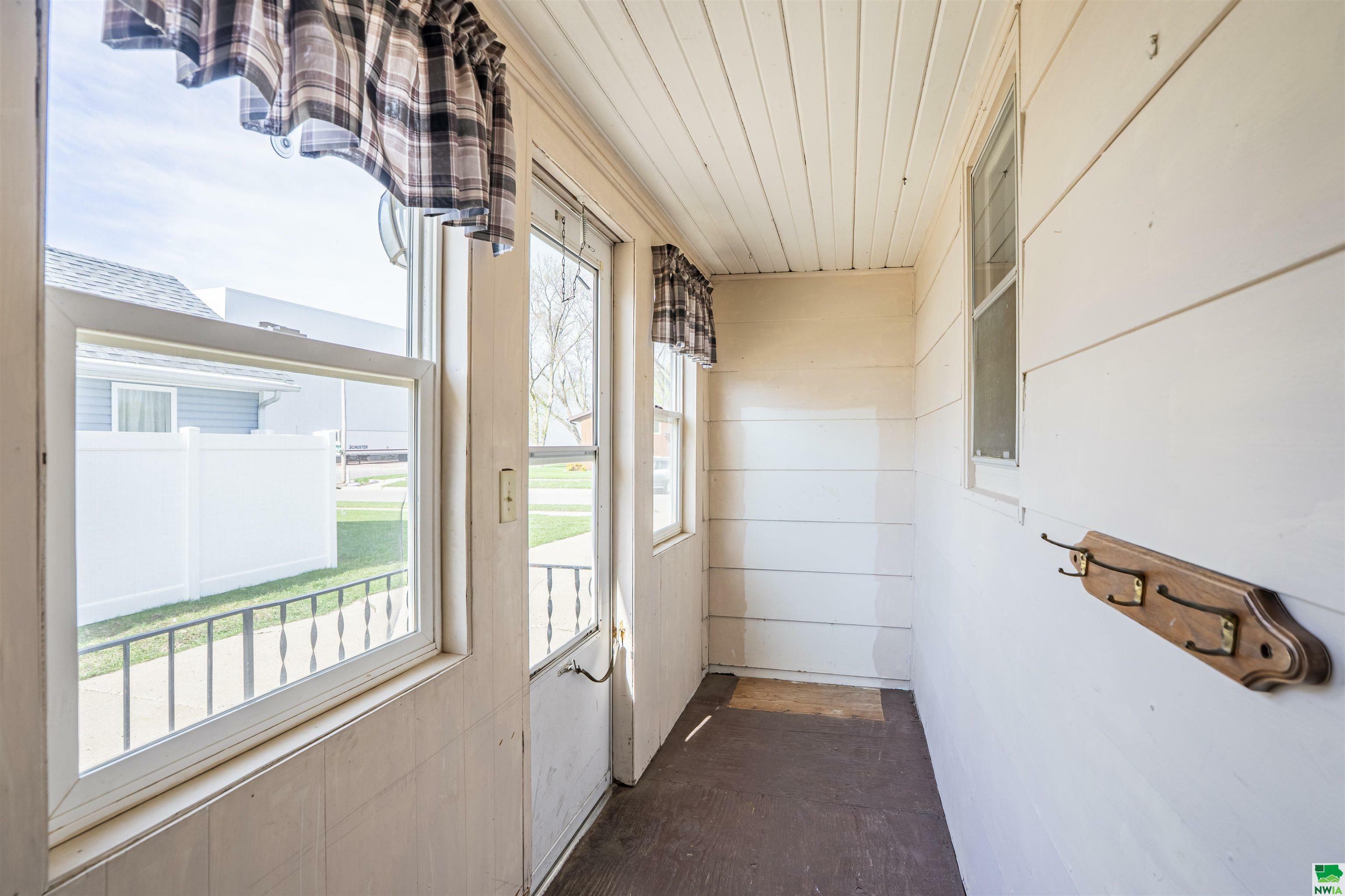 Property Photo: 330 8th Ave SW IA 51031