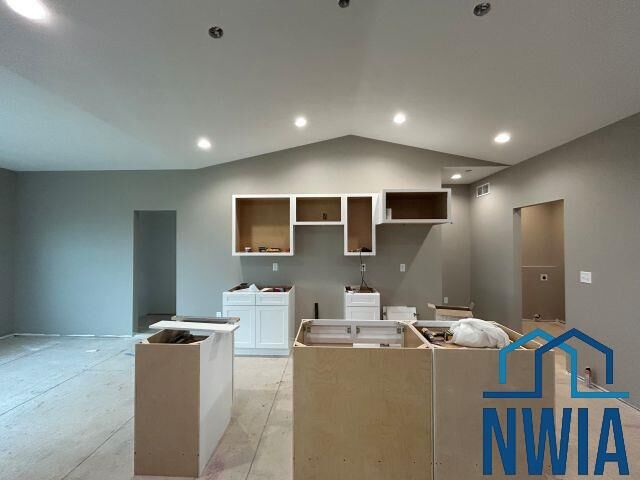 Property Photo: 710 17th St SE IA 51041