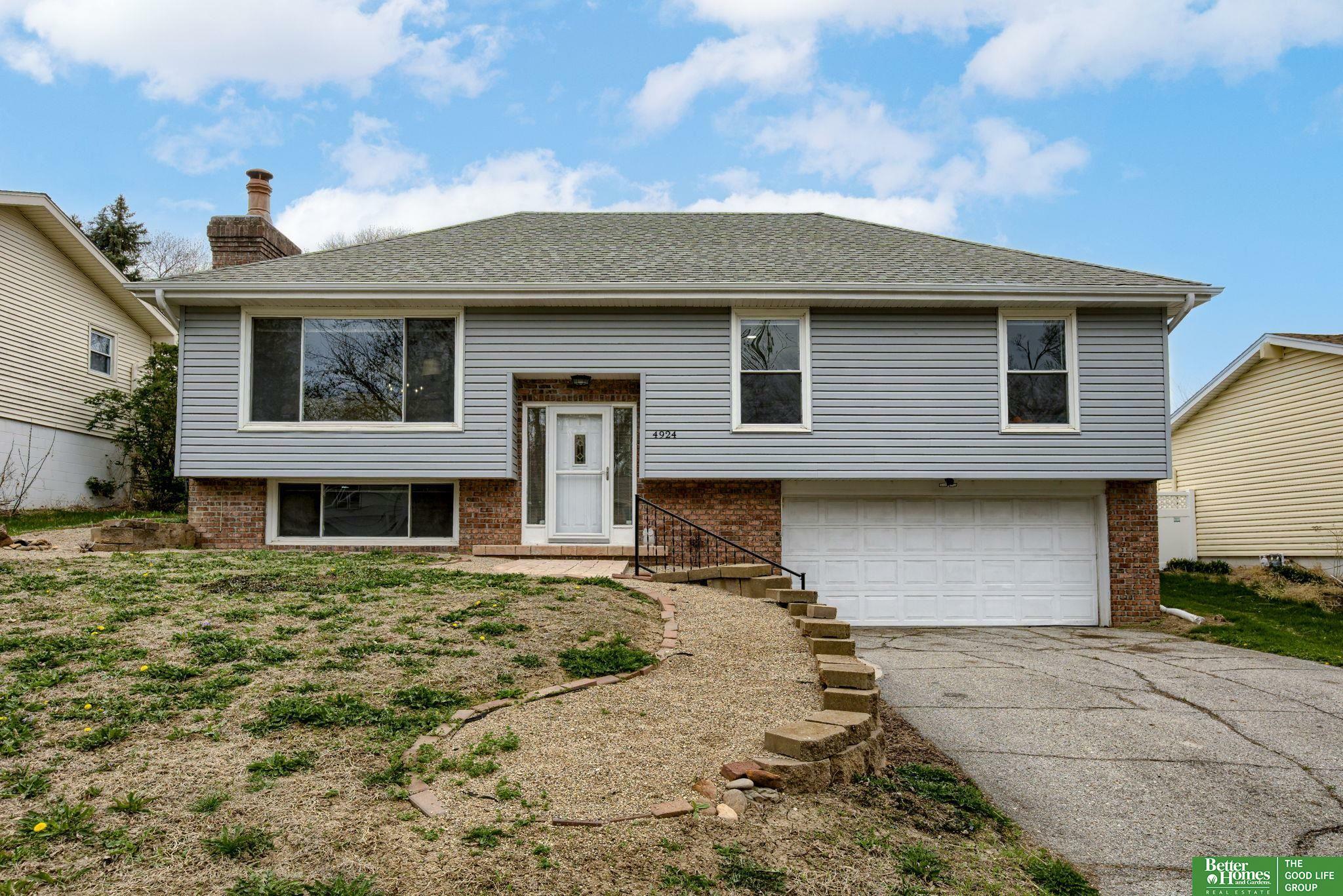 Property Photo: 4924 N 114 Street NE 68164