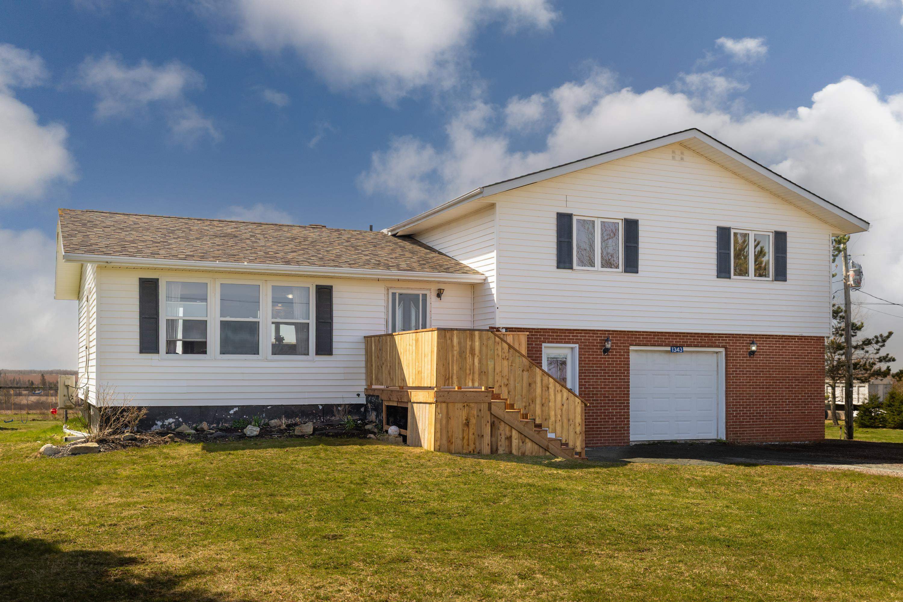 1343 Simpson Lane  Tarantum PE C1B 3G8 photo