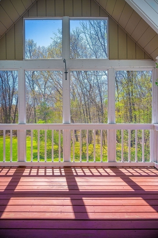 Property Photo: 7 Brewster Ln 7 MA 01720