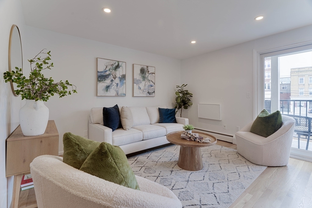 Property Photo: 245 Lafayette St 1F MA 01970