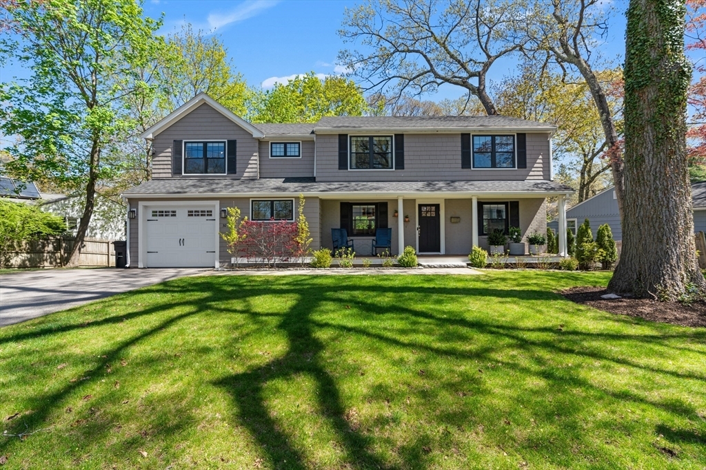 Property Photo: 30 Robinhood Rd MA 01760