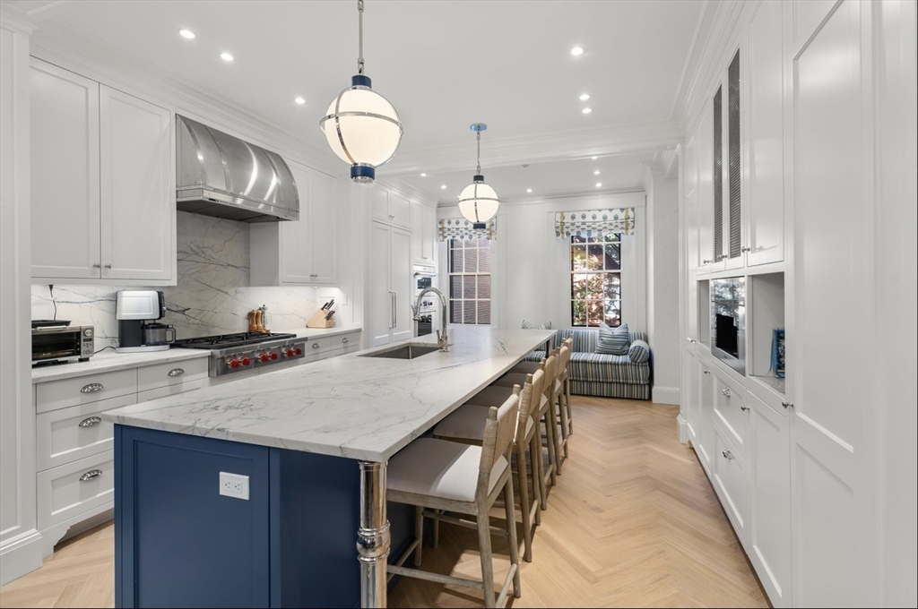 Property Photo: 77 Myrtle 77 MA 02114
