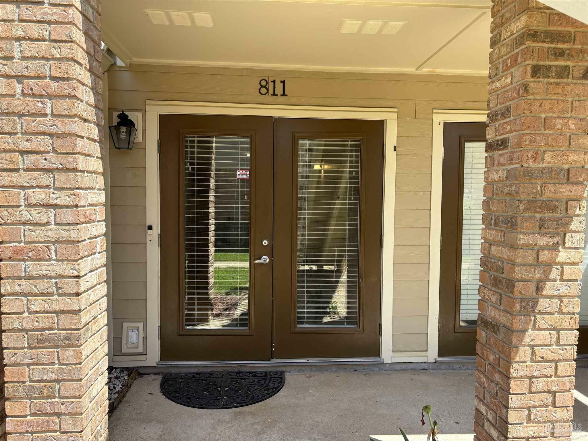Property Photo: 5001 Grande Dr 811 FL 32504