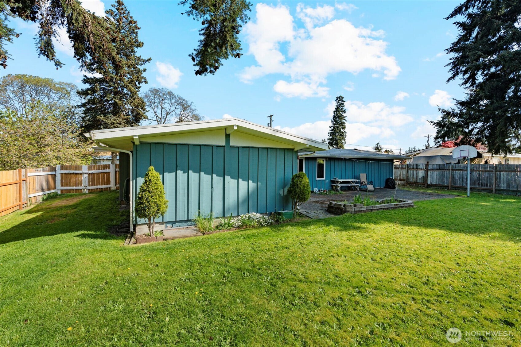 Property Photo: 8102 Oakridge Drive SW WA 98498